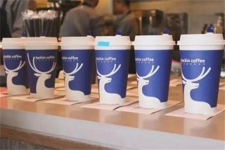 瑞幸咖啡加盟利润一年多少？以店铺面积40㎡为例