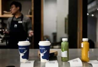 瑞幸咖啡菜单DIY模式，成加盟热点